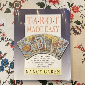 Tarot Made Easy by Nancy Garen